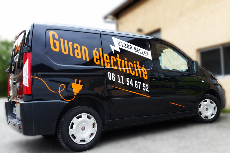 Adhésif haute qualité sur véhicule 