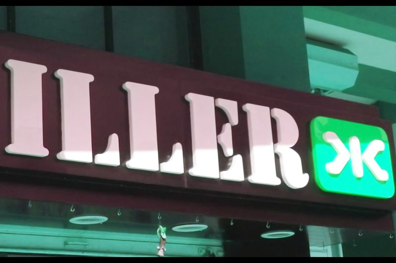 Enseigne tôle bord plié lettres relief